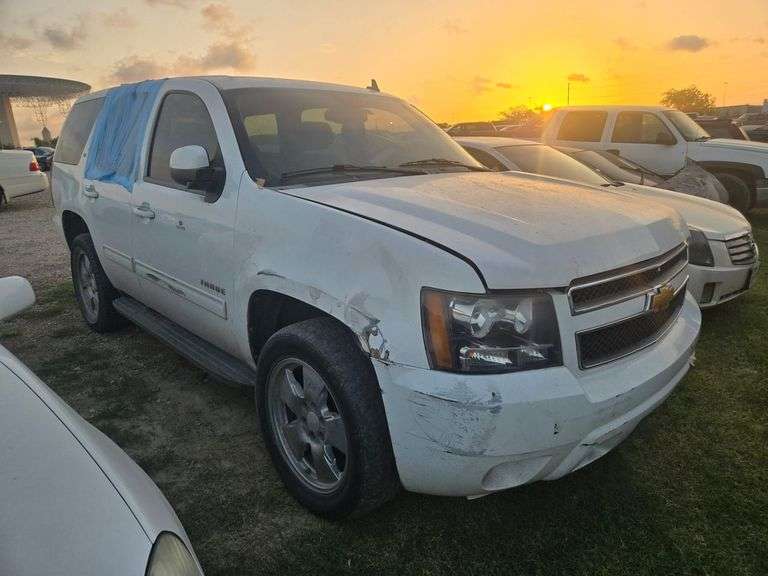 REBUILT SALVAGE-2013 CHEVROLET  TAHOE