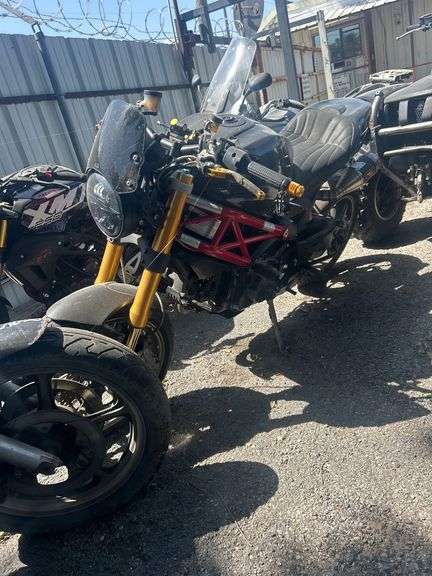 2009 DUCATI  MONSTER