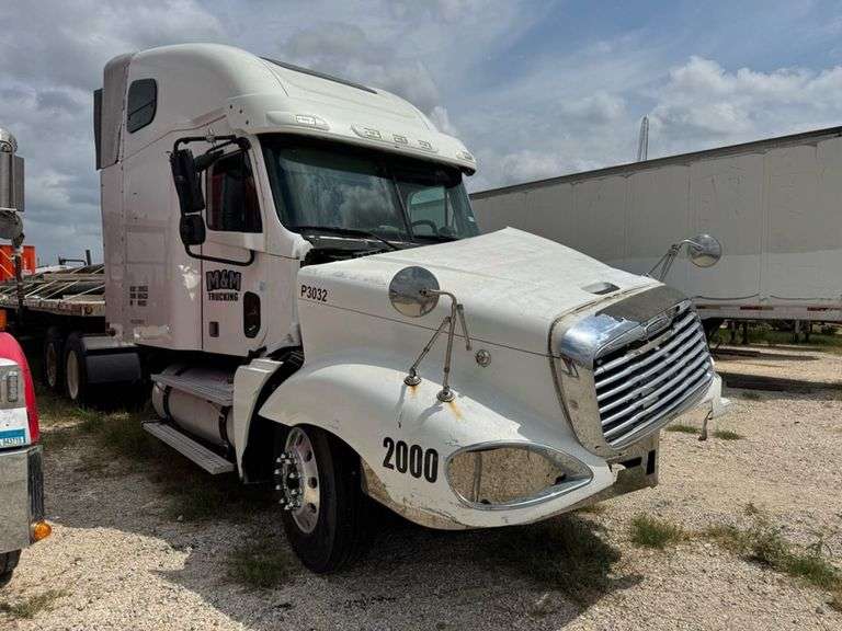 2006 FREIGHTLINER  COLUMBIA