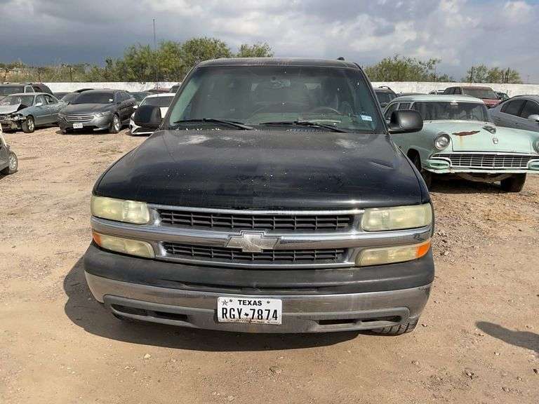 2004 CHEVROLET  SUBURBAN