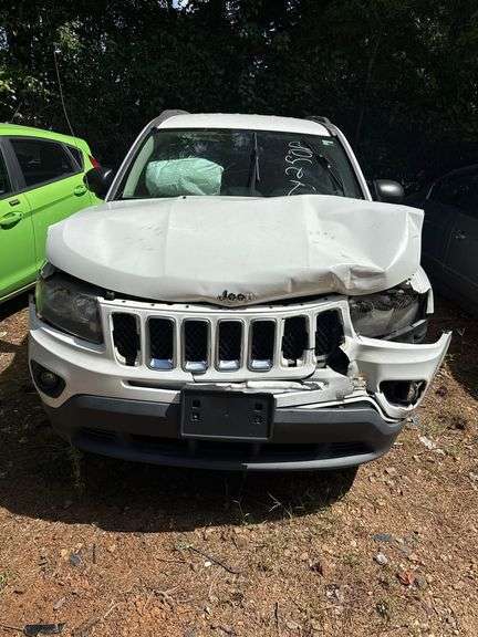 DERELICT PARTS ONLY -2014 JEEP  COMPASS
