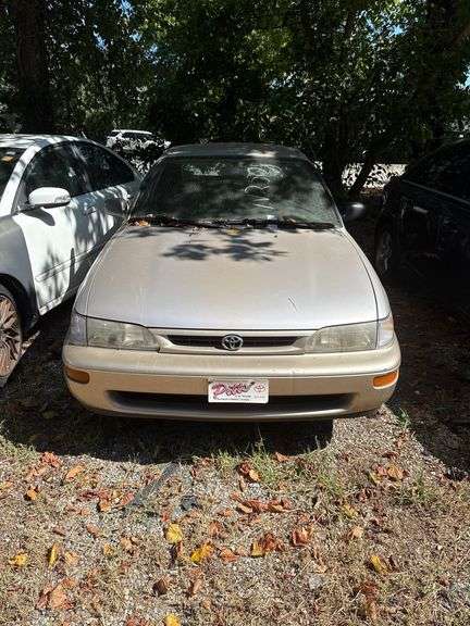 DERELICT PARTS ONLY - 1997 TOYOTA  COROLLA