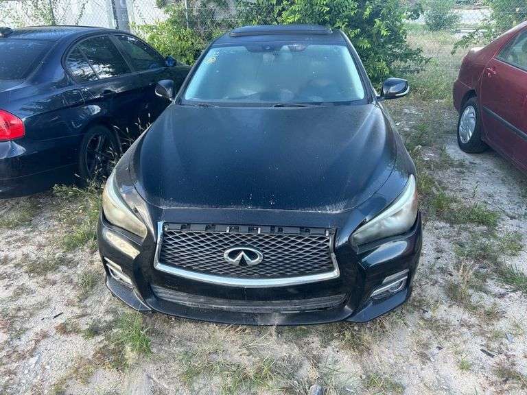 2014 INFINITI  Q50
