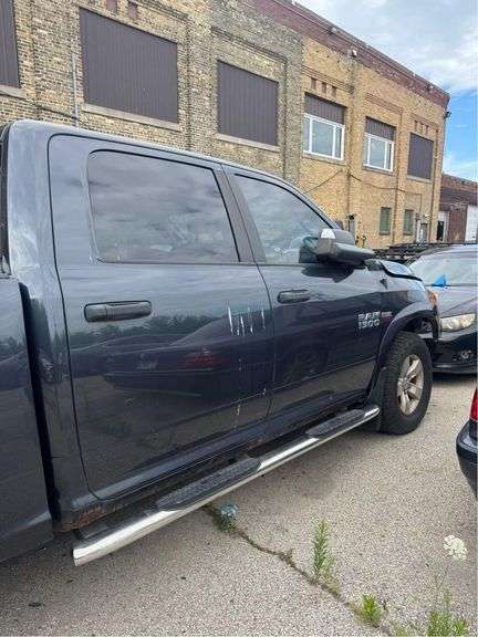 2016 RAM  1500