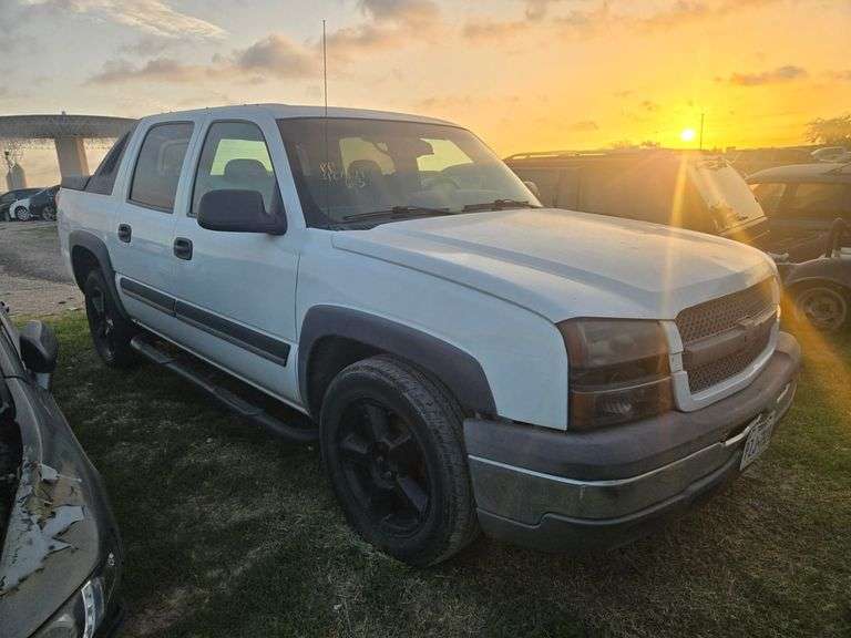2004 CHEVROLET  AVALANCHE