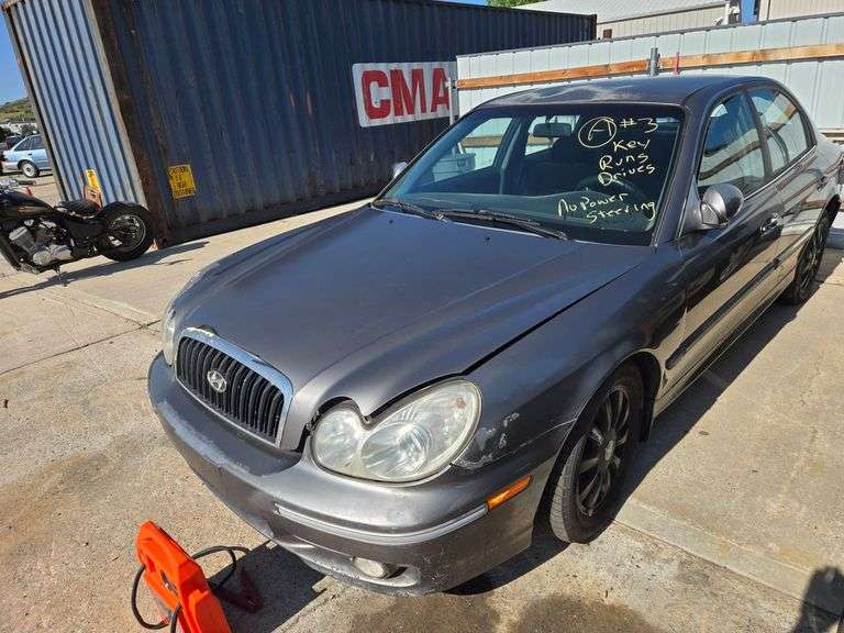 2002 HYUNDAI  SONATA