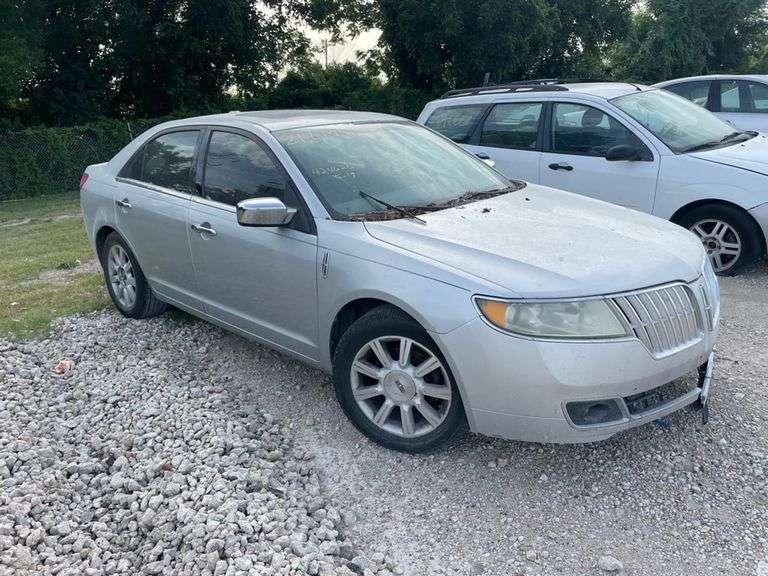 2010 LINCOLN  MKZ