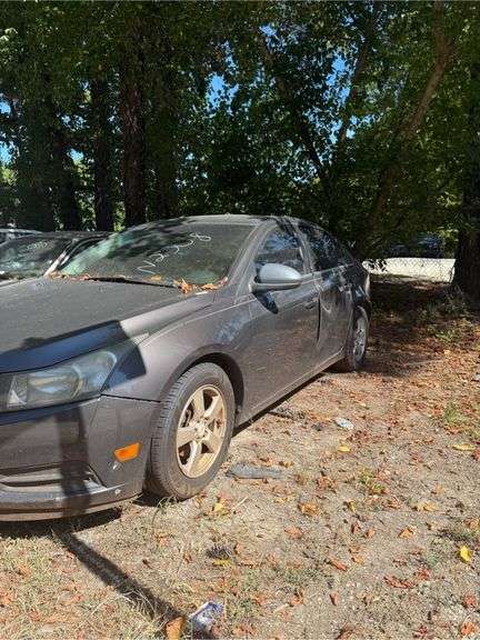 DERELICT PARTS ONLY -2011 CHEVROLET  CRUZE