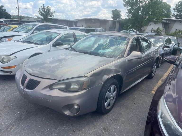 2007 PONTIAC  GRAND PRIX