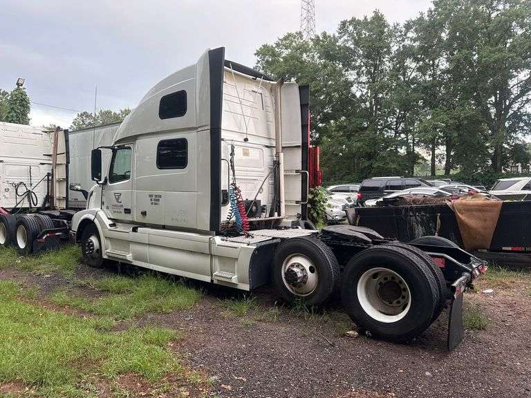 COURT ORDER-2014 VOLVO TRUCK  VNL