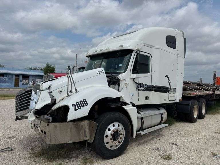 2006 FREIGHTLINER  COLUMBIA