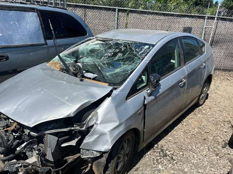 2010 TOYOTA  PRIUS