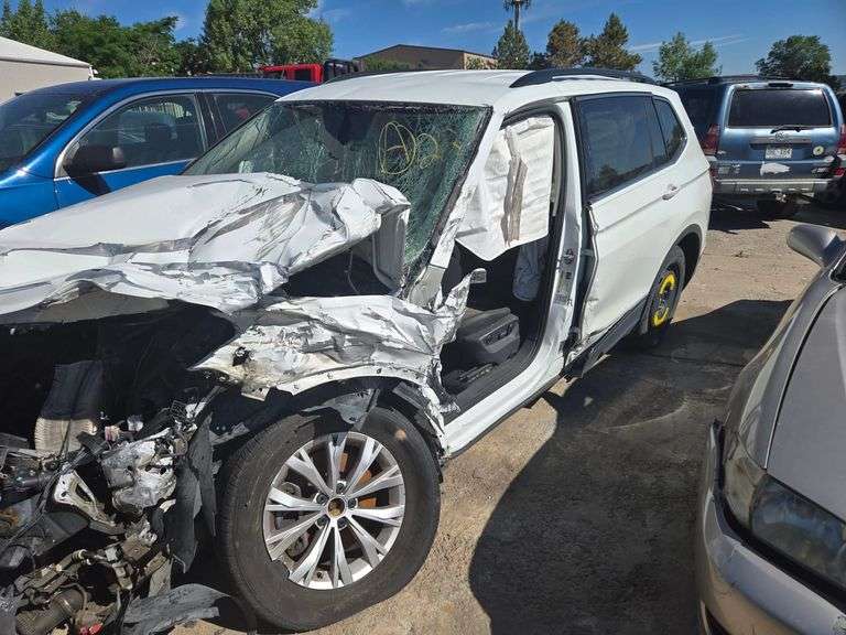 2018 VOLKSWAGEN ( BILL OF SALE ONLY )  TIGUAN