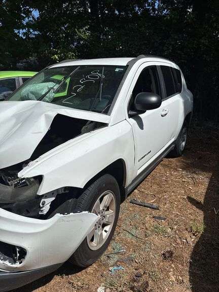 DERELICT PARTS ONLY -2014 JEEP  COMPASS