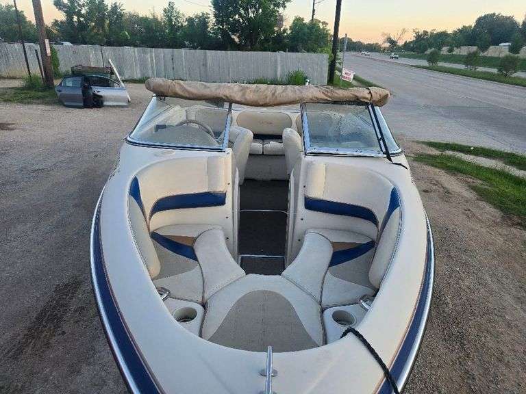 1999 LARSON  186SEI