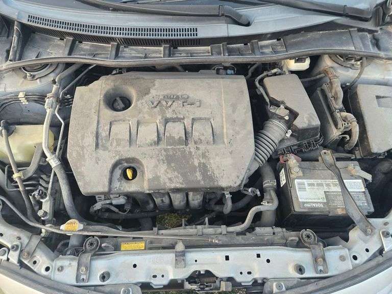2013 TOYOTA  COROLLA