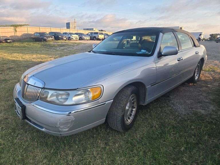 1998 LINCOLN  TOWN CAR