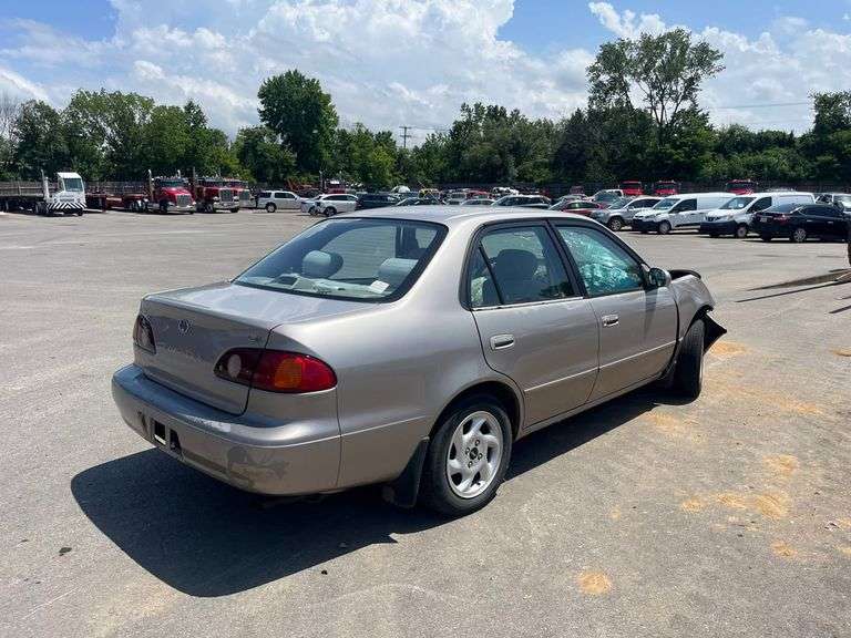 2001 TOYOTA  COROLLA