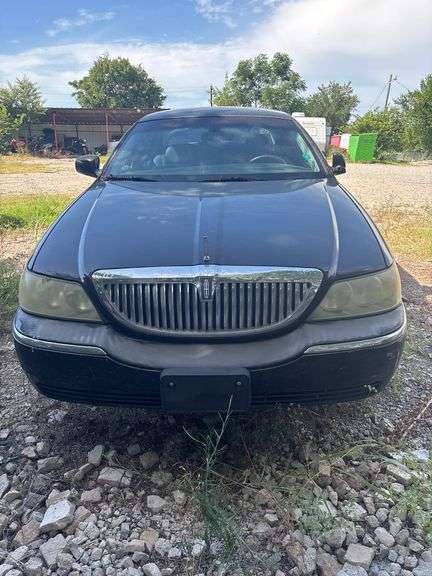 TITLE - 2004 LINCOLN  TOWN CAR