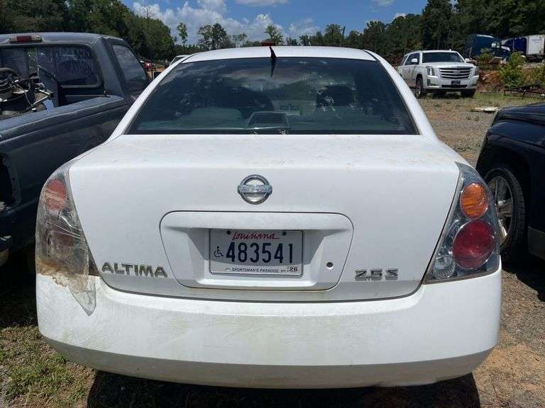 2002 NISSAN  ALTIMA