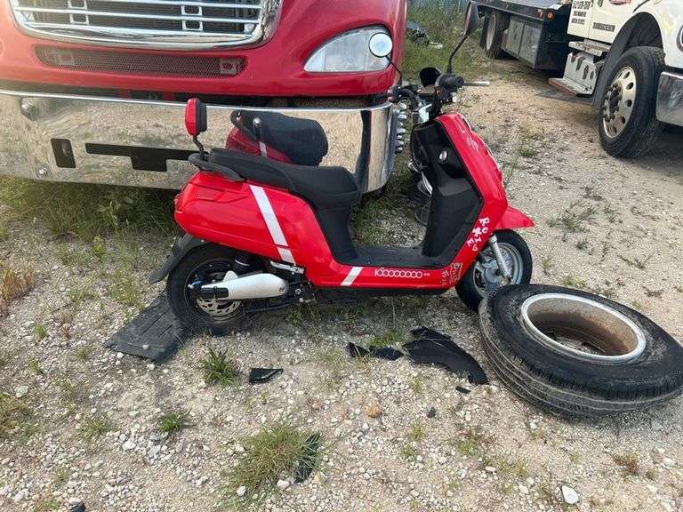 - Scooter