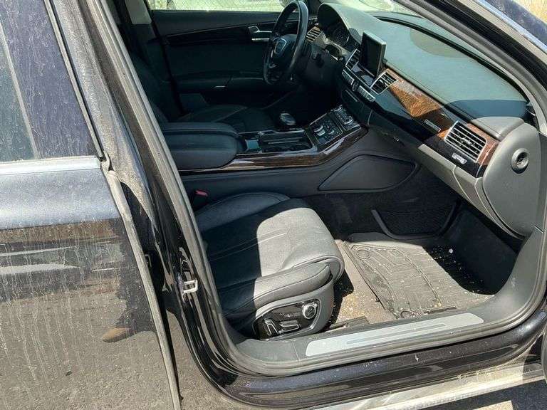 2013 AUDI  A8