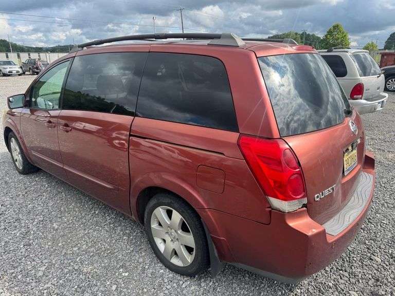 2005 NISSAN  QUEST