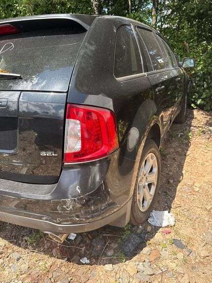 DERELICT PARTS ONLY -2012 FORD  EDGE