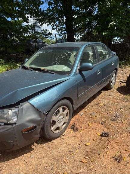 DERELICT PARTS ONLY -2002 HYUNDAI  ELANTRA