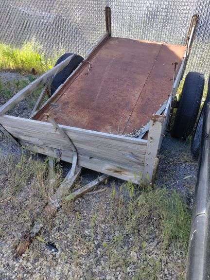 - HOMEMADE  TRAILER
