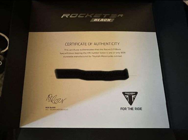 2022 TRIUMPH   ROCKET3R BLACK-SPECIAL EDITION