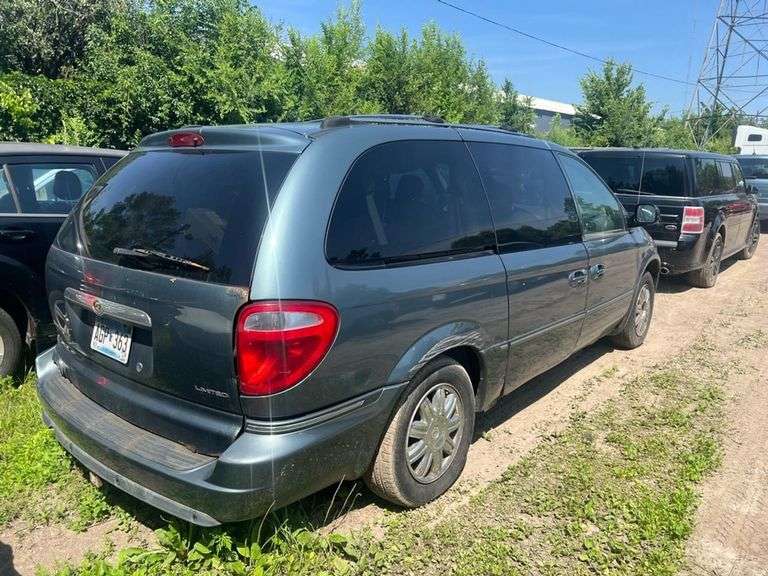 2006 CHRYSLER  TOWN AND COUNTRY