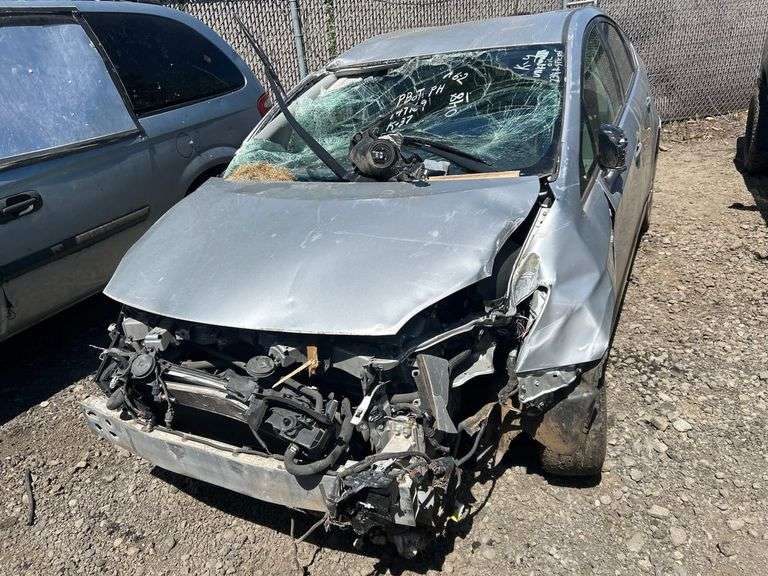 2010 TOYOTA  PRIUS
