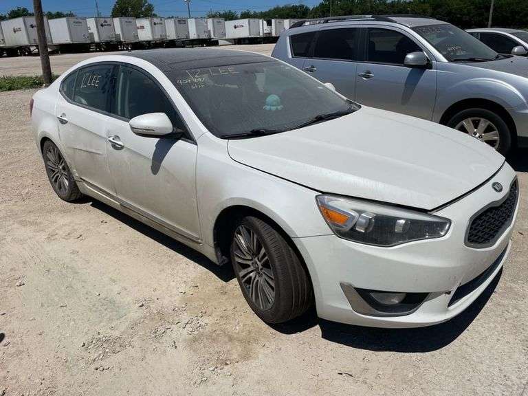 2016 KIA  CADENZA
