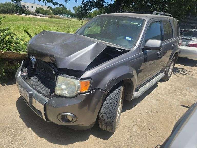 2010 FORD  ESCAPE