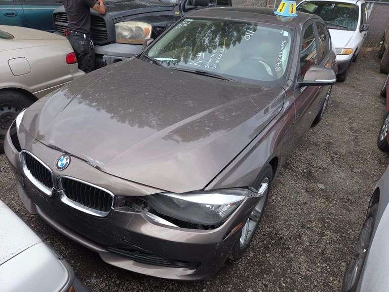2015 BMW  320I