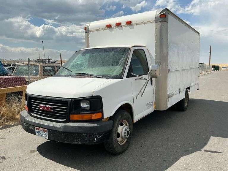 2003 GMC  SAVANA