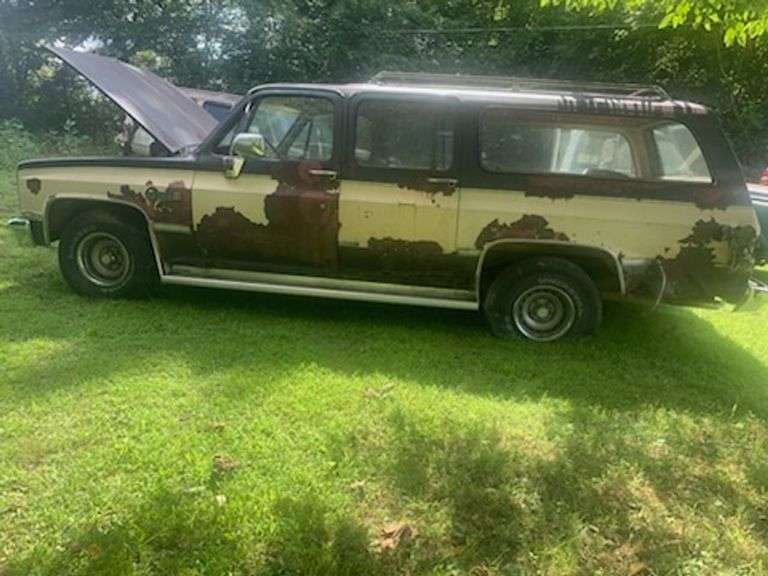 1985 GMC  SUBURBAN
