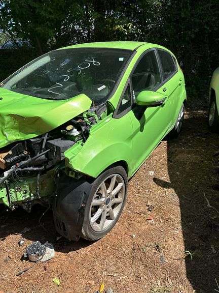 DERELICT PARTS ONLY -2015 FORD  FIESTA