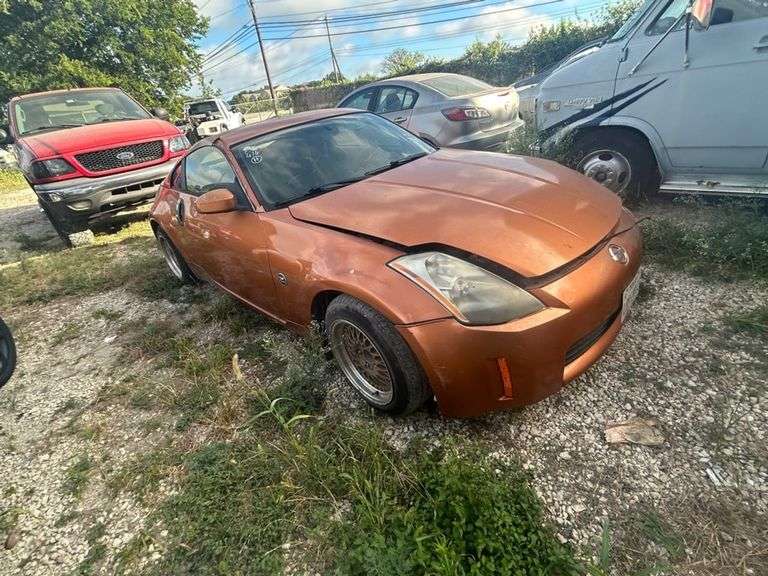 2005 NISSAN  350Z