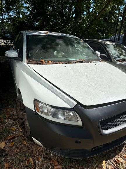 DERELICT PARTS ONLY -2011 VOLVO  S40