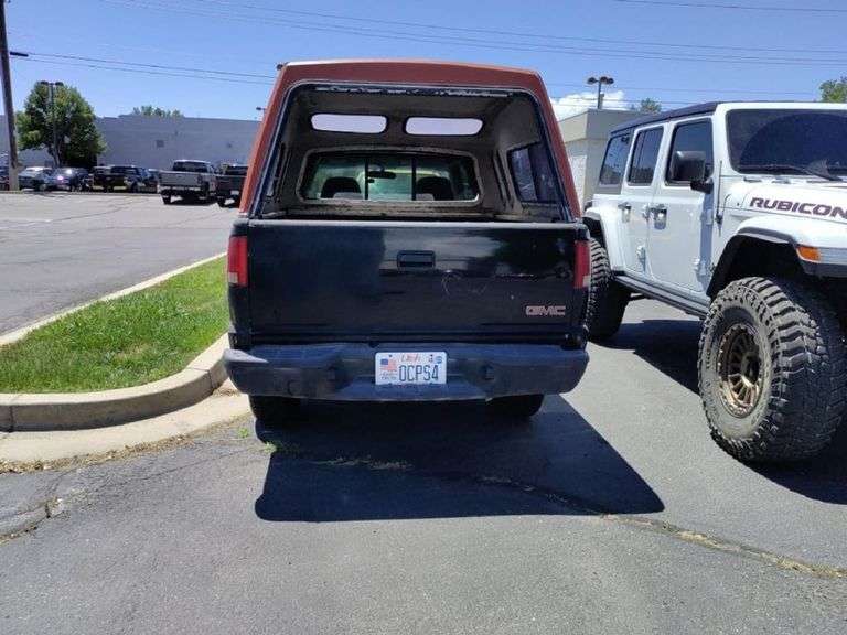 2001 GMC  SONOMA