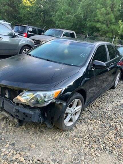 2014 TOYOTA  CAMRY