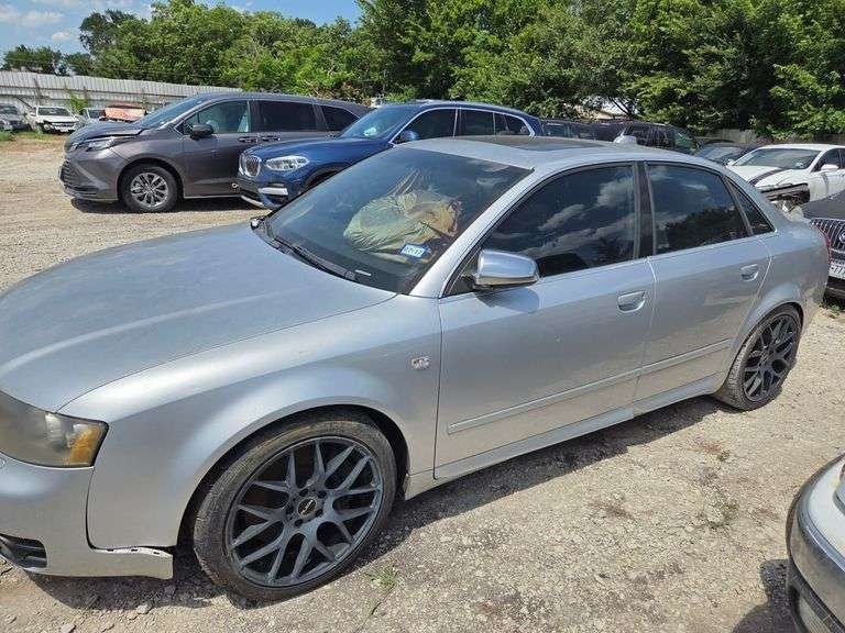 2004 AUDI  A4