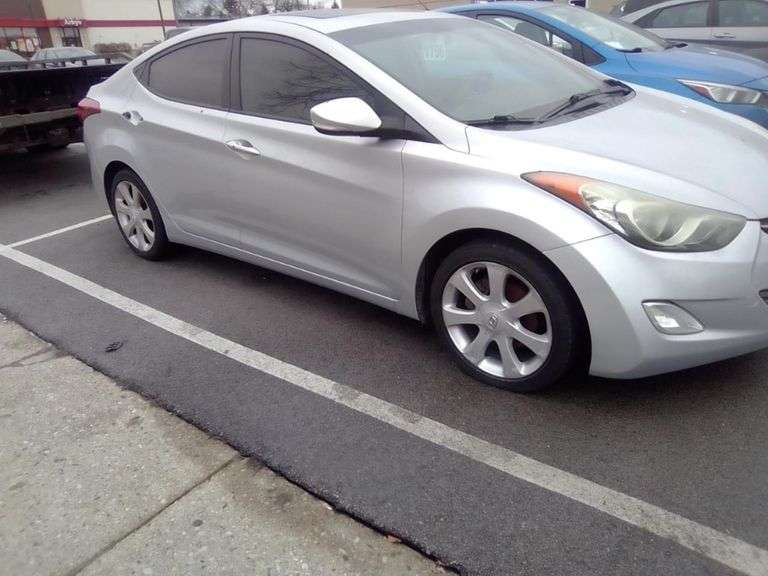 2011 HYUNDAI  ELANTRA