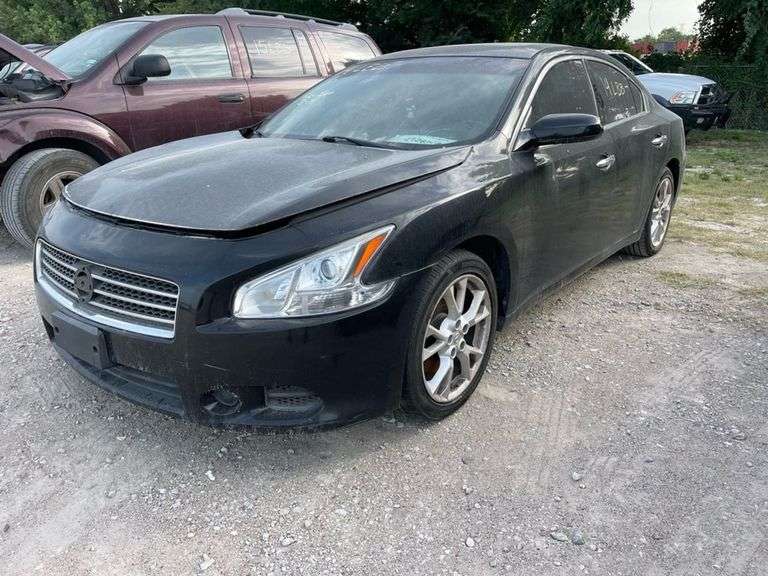 2014 NISSAN  MAXIMA