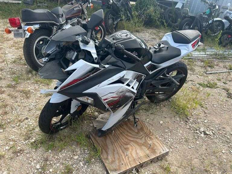 2014 KAWASAKI  NINJA 300