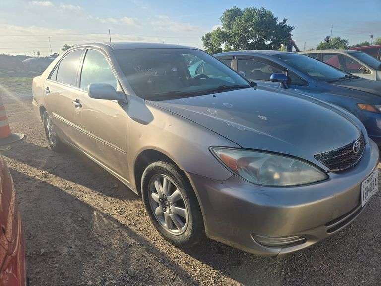 2002 TOYOTA  CAMRY