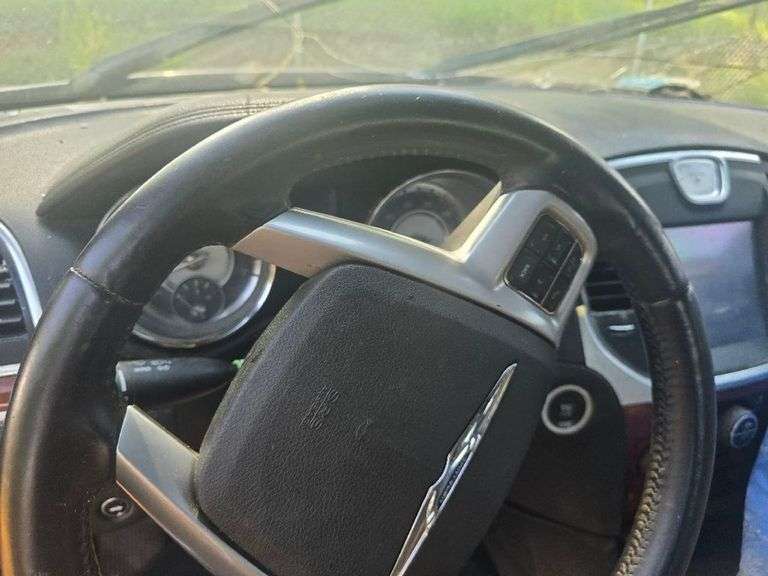 2013 CHRYSLER  300