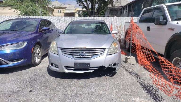 2010 NISSAN  ALTIMA
